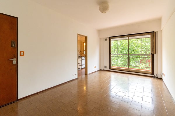 En Venta Departamento de 2 ambientes con balcón y cochera en Liniers — foto 5