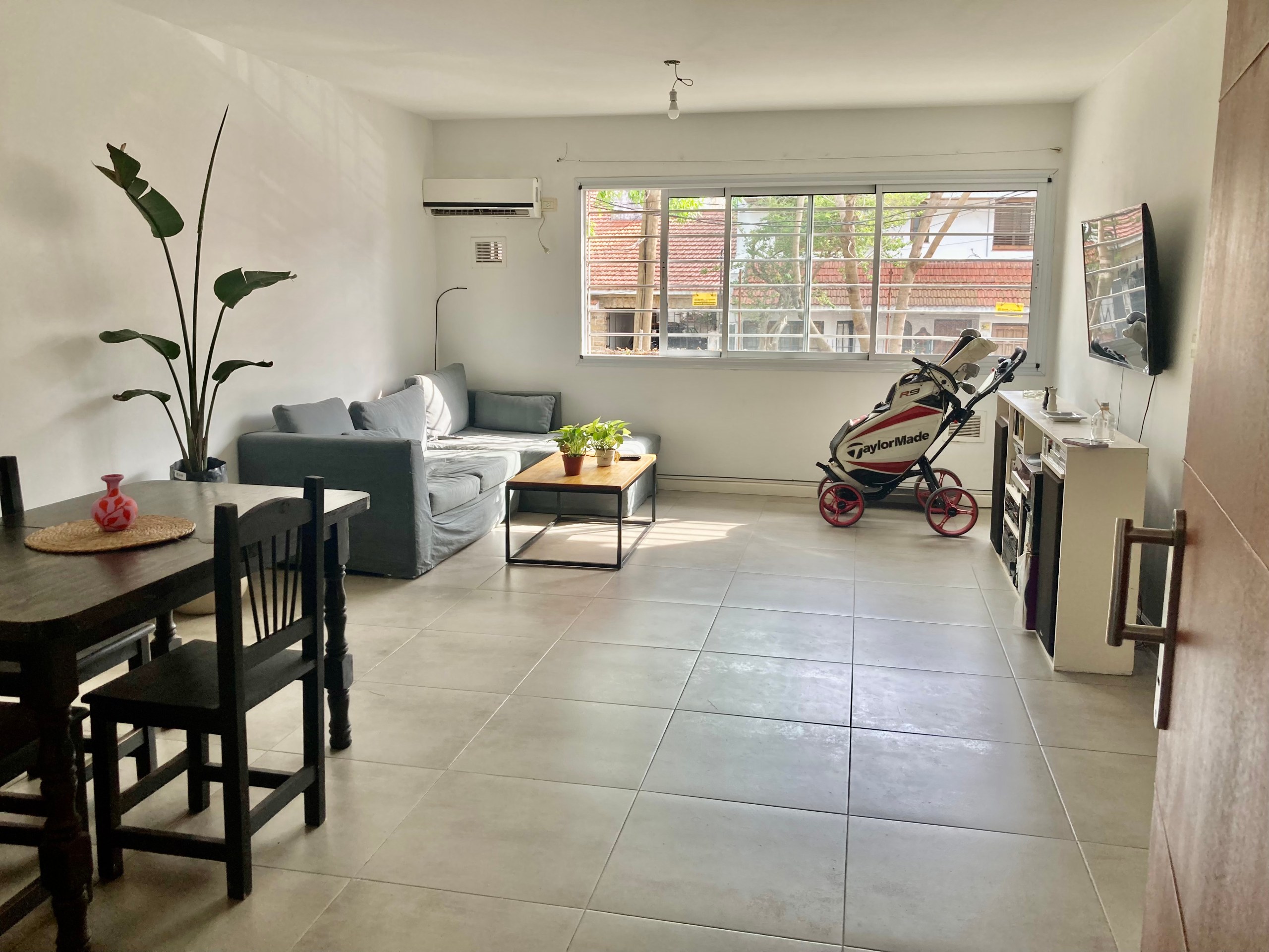 Alquiler 2 Amb. en Suite c/ Cochera y Toilette – Bajas Expensas – San Isidro. — foto 1