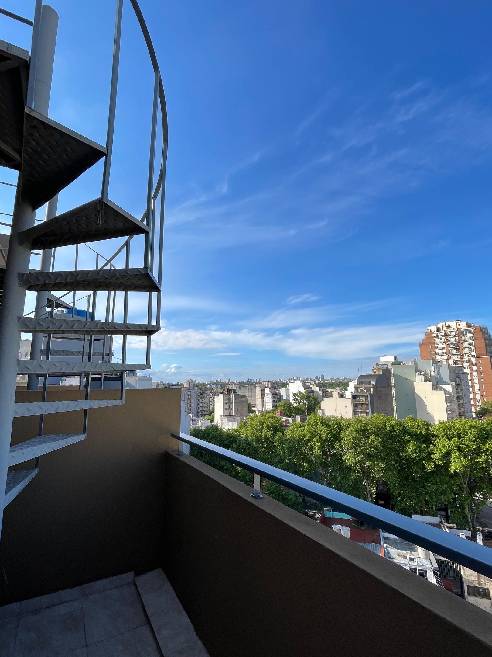 Alquiler Monoambiente  en Caballito con vista abierta — foto 1