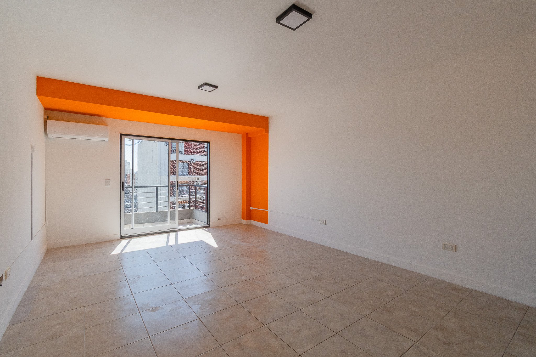 Venta Departamento Monoambiente con balcón en San Cristobal — foto 1
