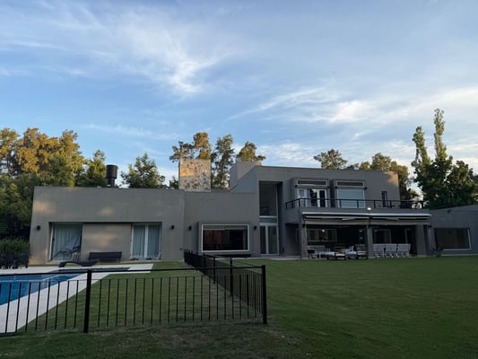 VENTA CASA 10 AMBIENTES ALTOS DEL PILAR — foto 4