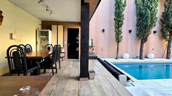 VENTA CASA 6 AMBIENTES CON  PILETA. A 350 M2  DE PEDRO GOYENA, PARQUE CHACABUCO LIMITE CABALLITO. — foto 4