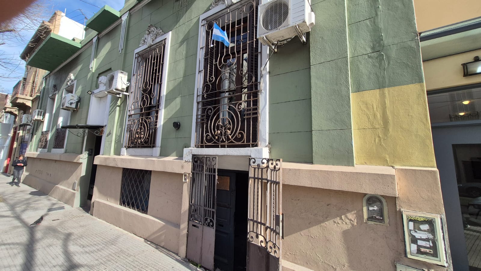 PH al frente para refaccionar  Potencial para local o vivienda en Palermo — foto 1