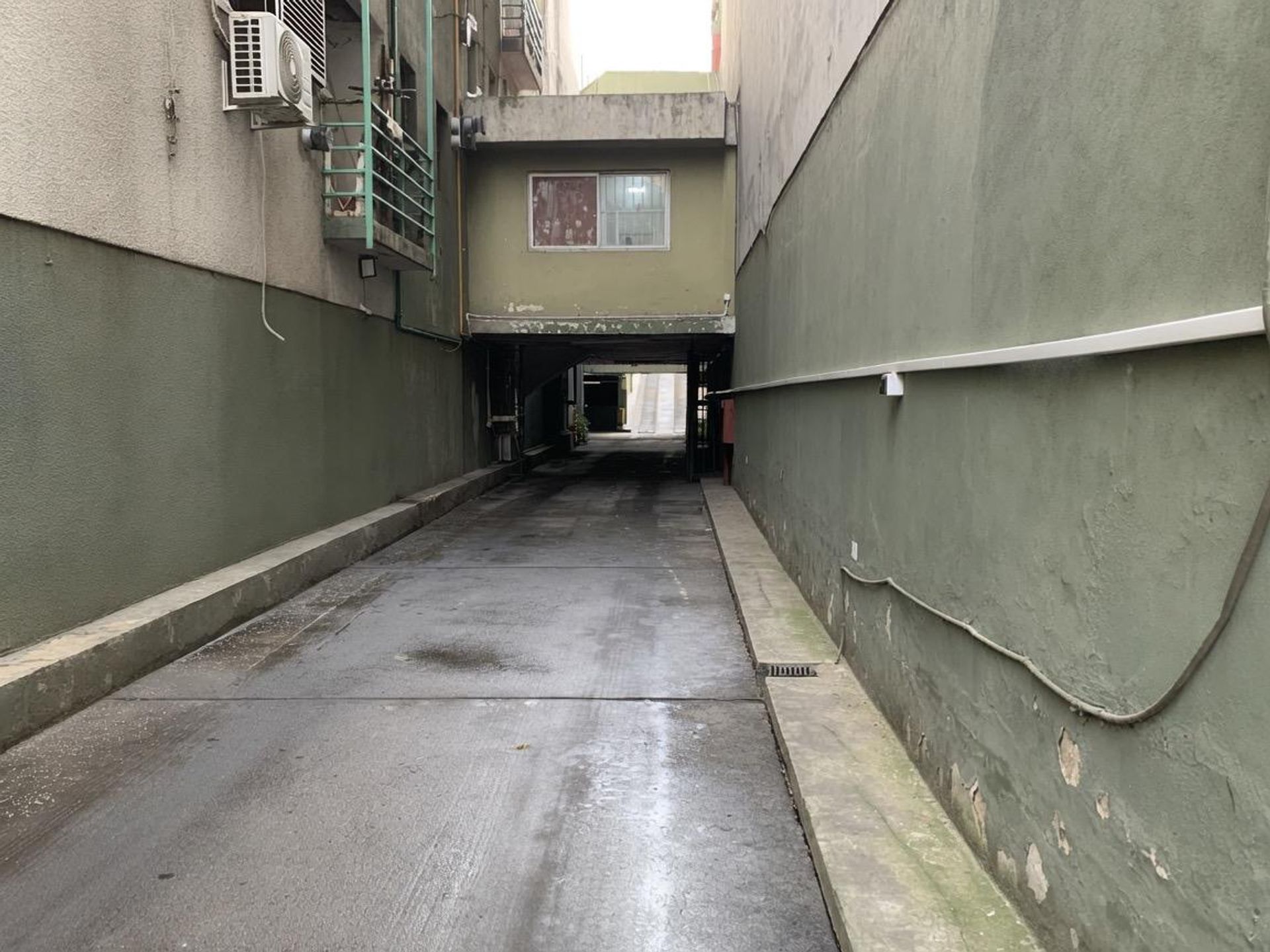 VENTA COCHERA BARRIO BALVANERA — foto 1