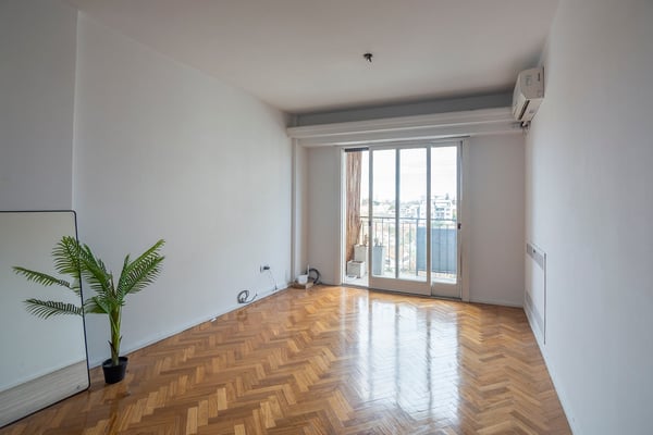 VENTA DEPTO 4 AMBIENTES CON COCHERA EN VICENTE LÓPEZ — foto 2