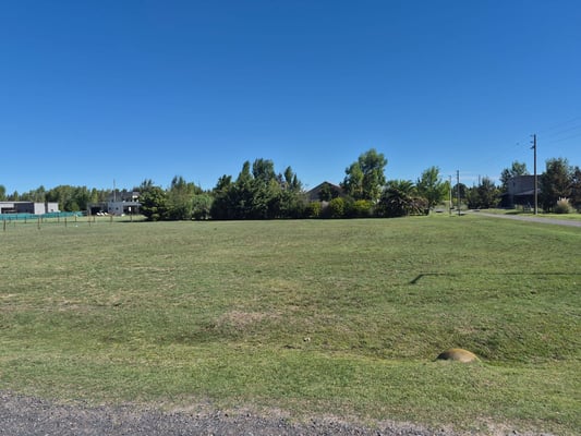 GRAN LOTE 2000m2 B° FINCAS DE SAN VICENTE GOLF — foto 4