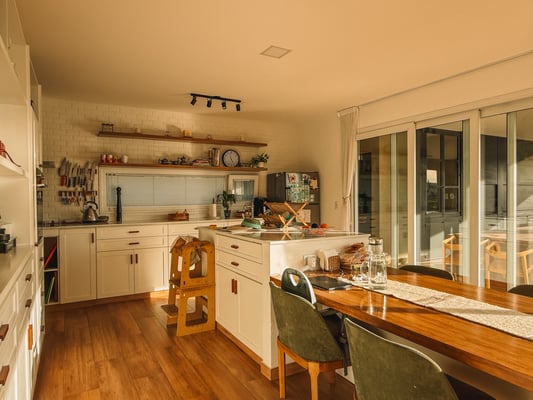 Venta casa en Barrio San Fermín, única casa en venta a la laguna con orientación noroeste — foto 2