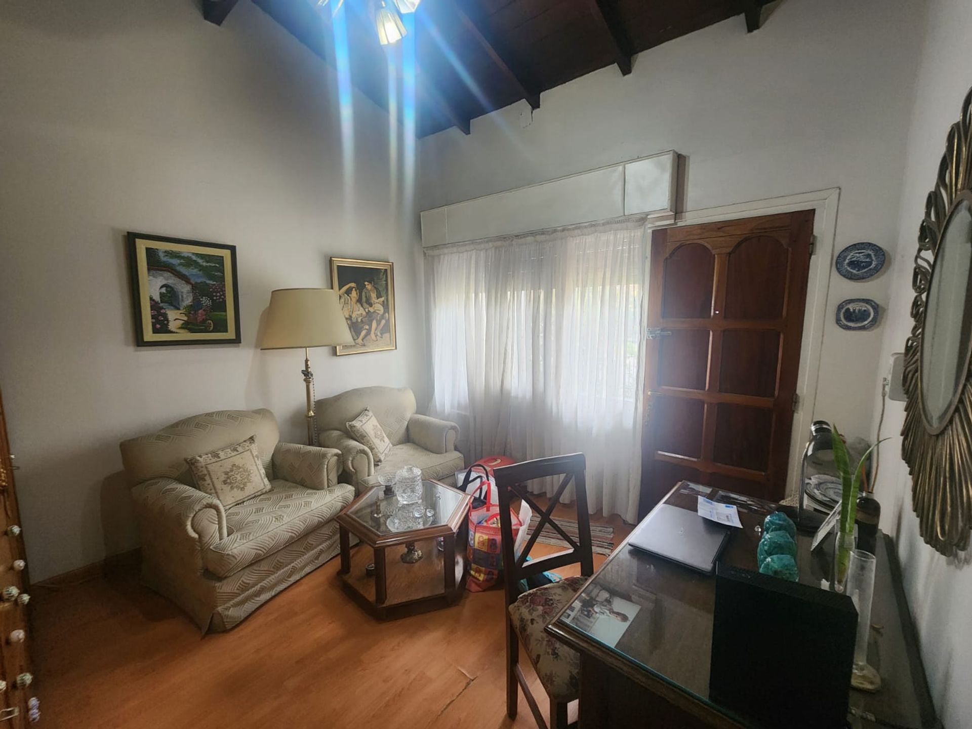 VENTA DE CASA 3 AMB. EN BANFIELD JARDIN COCHERA — foto 1