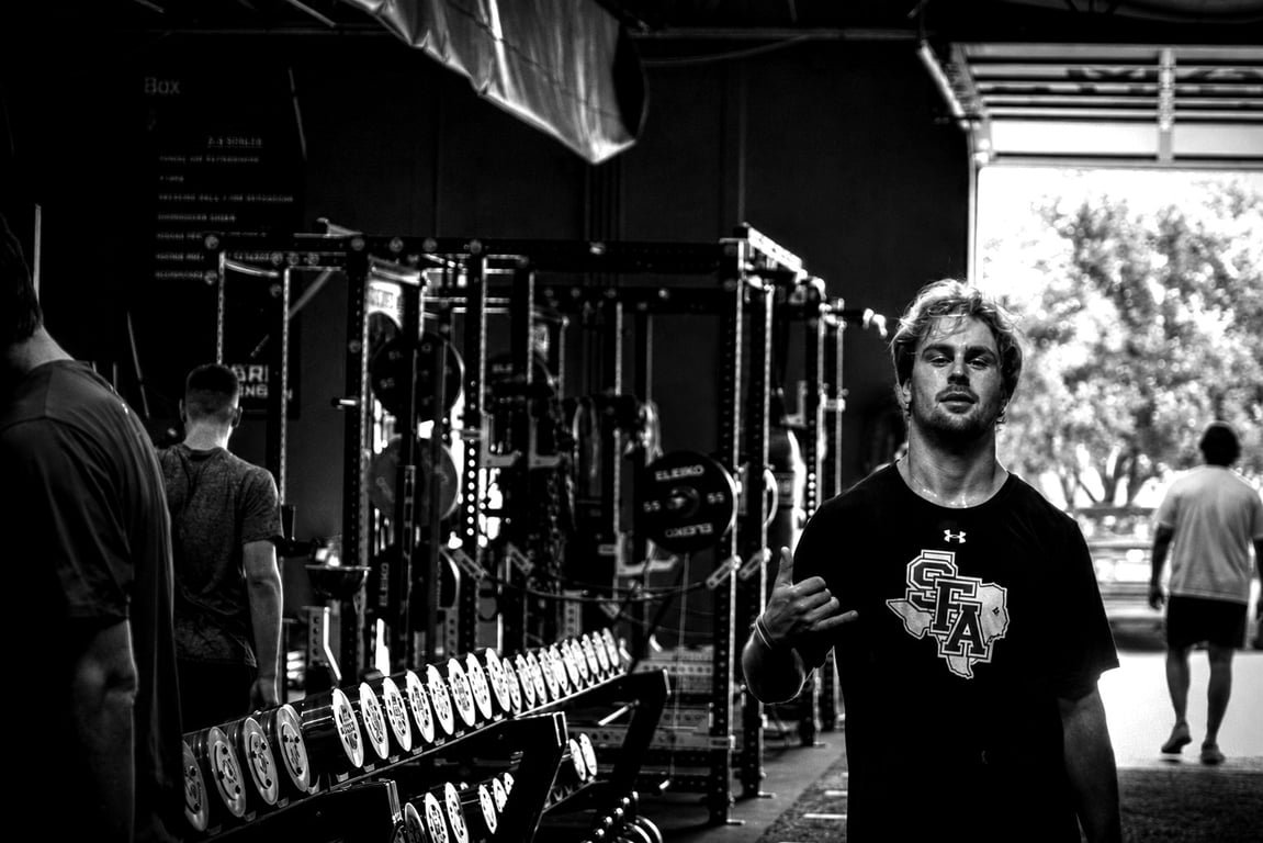 Coached training on the gym floor