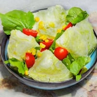 Göbek Salata