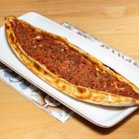 Kıymalı Pide