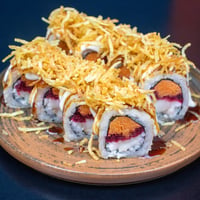 Suzuki Tempura Roll (8 Adet)