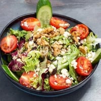 Tulum Peynirli Cevizli Salata