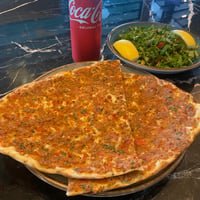 Lahmacun Menü