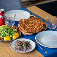 Coca Cola Lahmacun Menüsü