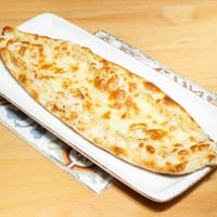 Kaşarlı Pide