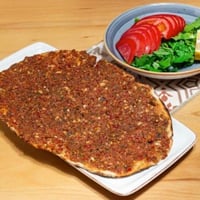 Cevizli Lahmacun