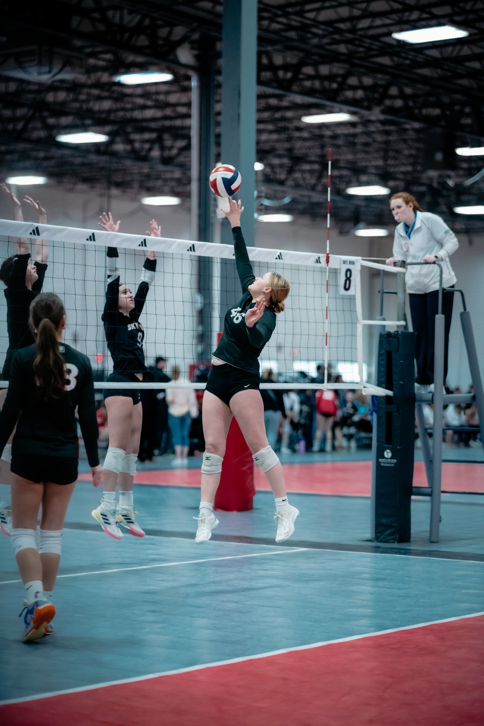 630 Girls at Sky High Cosmos
