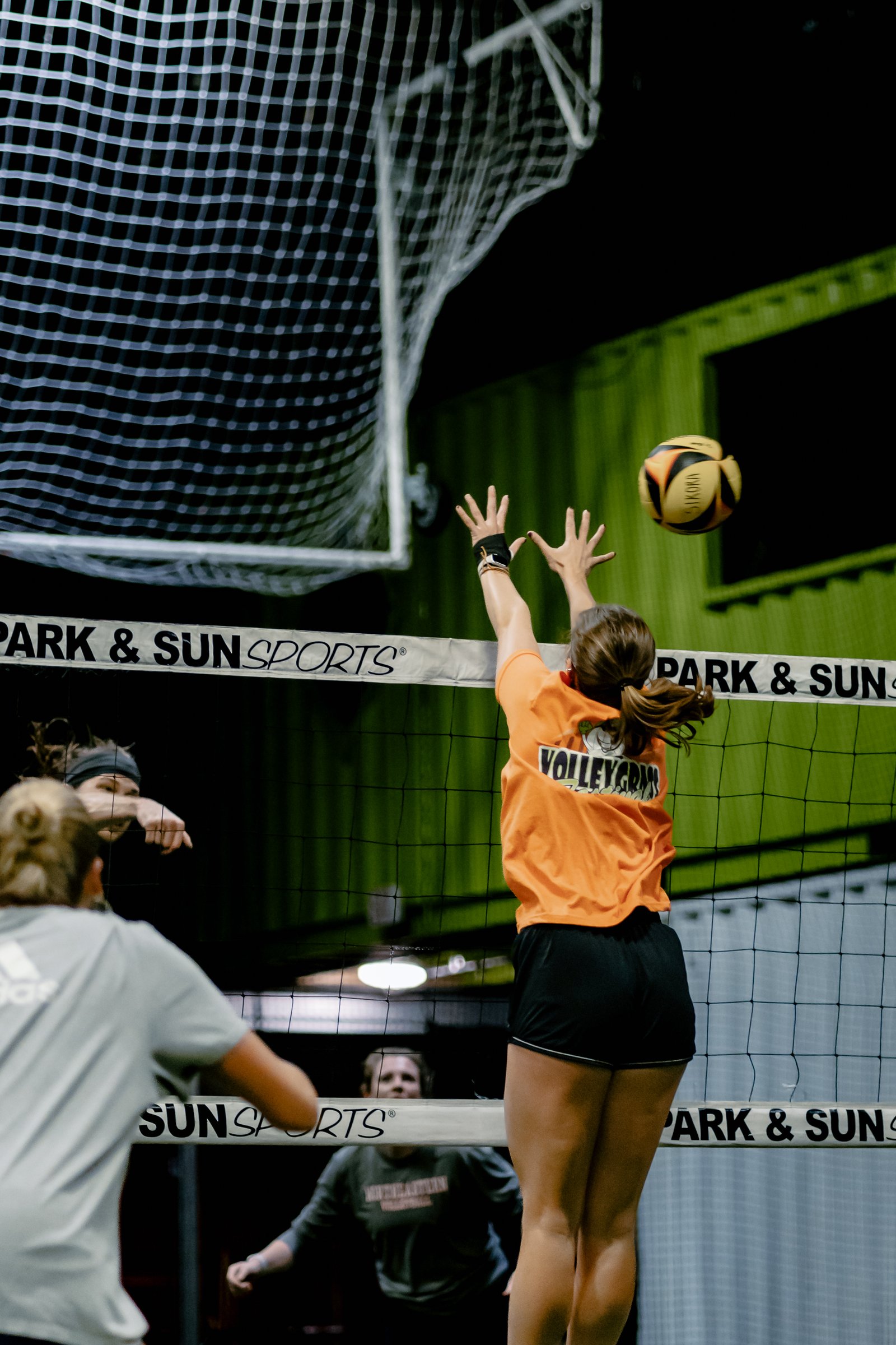 Players Sports Spring Turf Luau