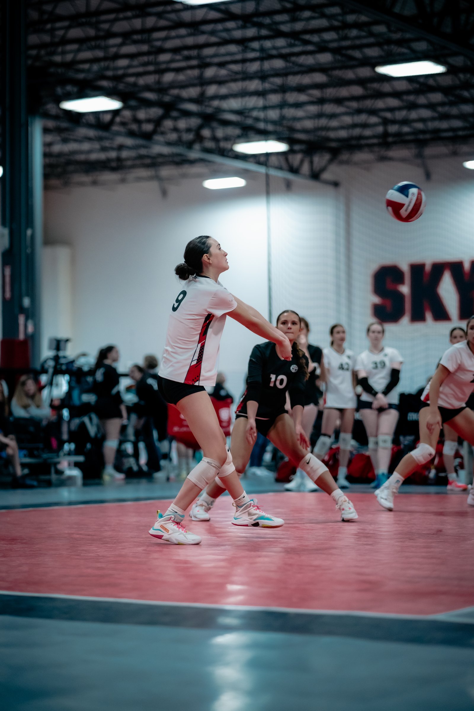 630 Girls at Sky High Cosmos