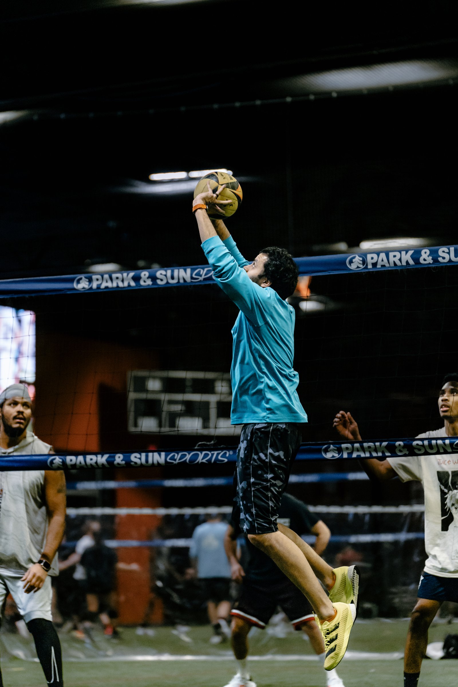 Players Sports Winter Turf Luau