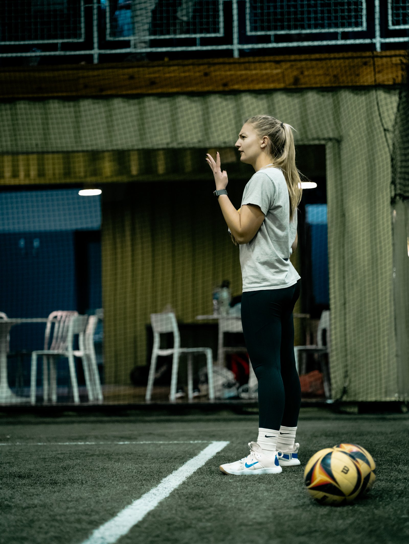 Players Sports Winter Grass Luau