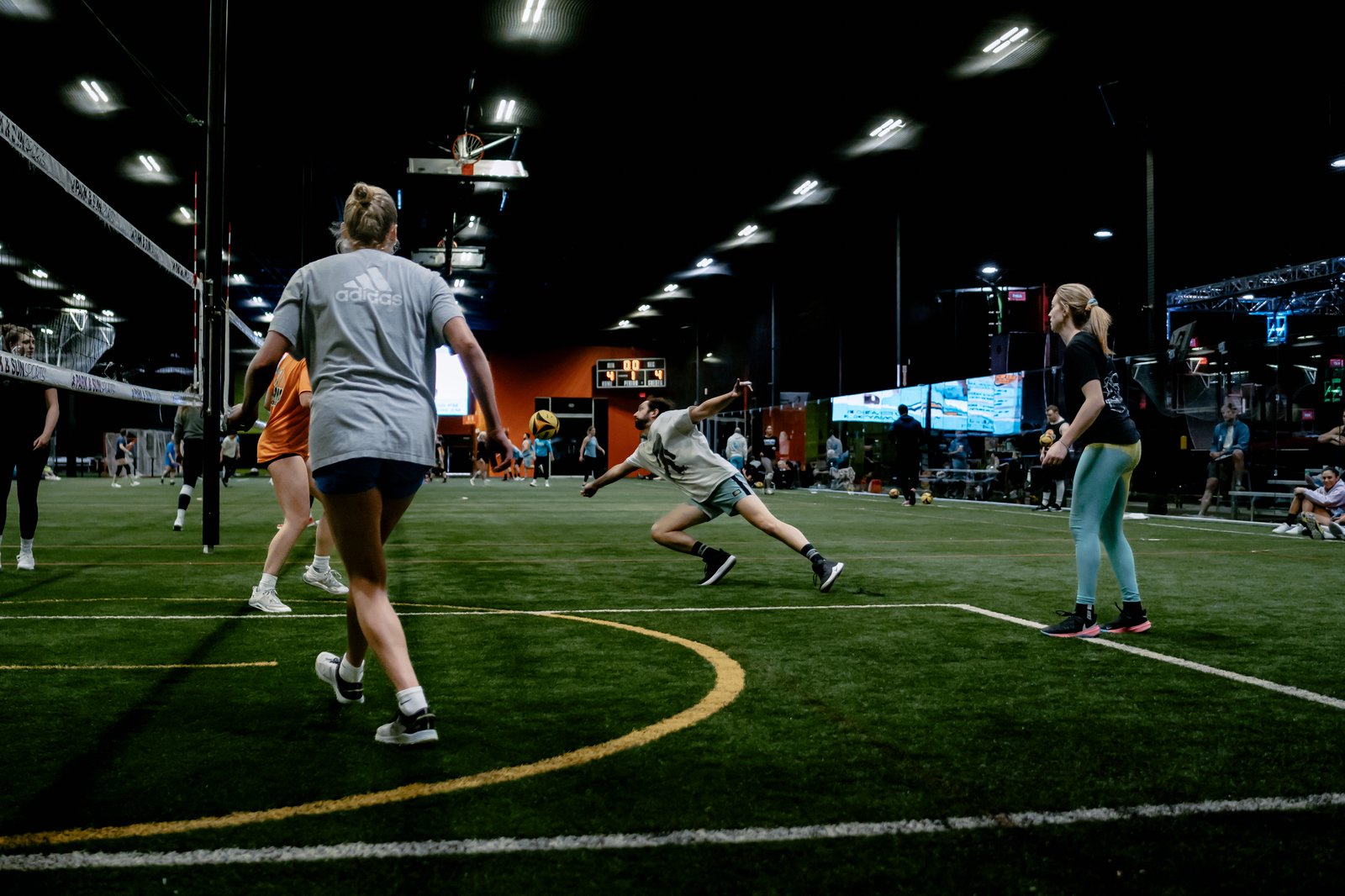 Players Sports Spring Turf Luau