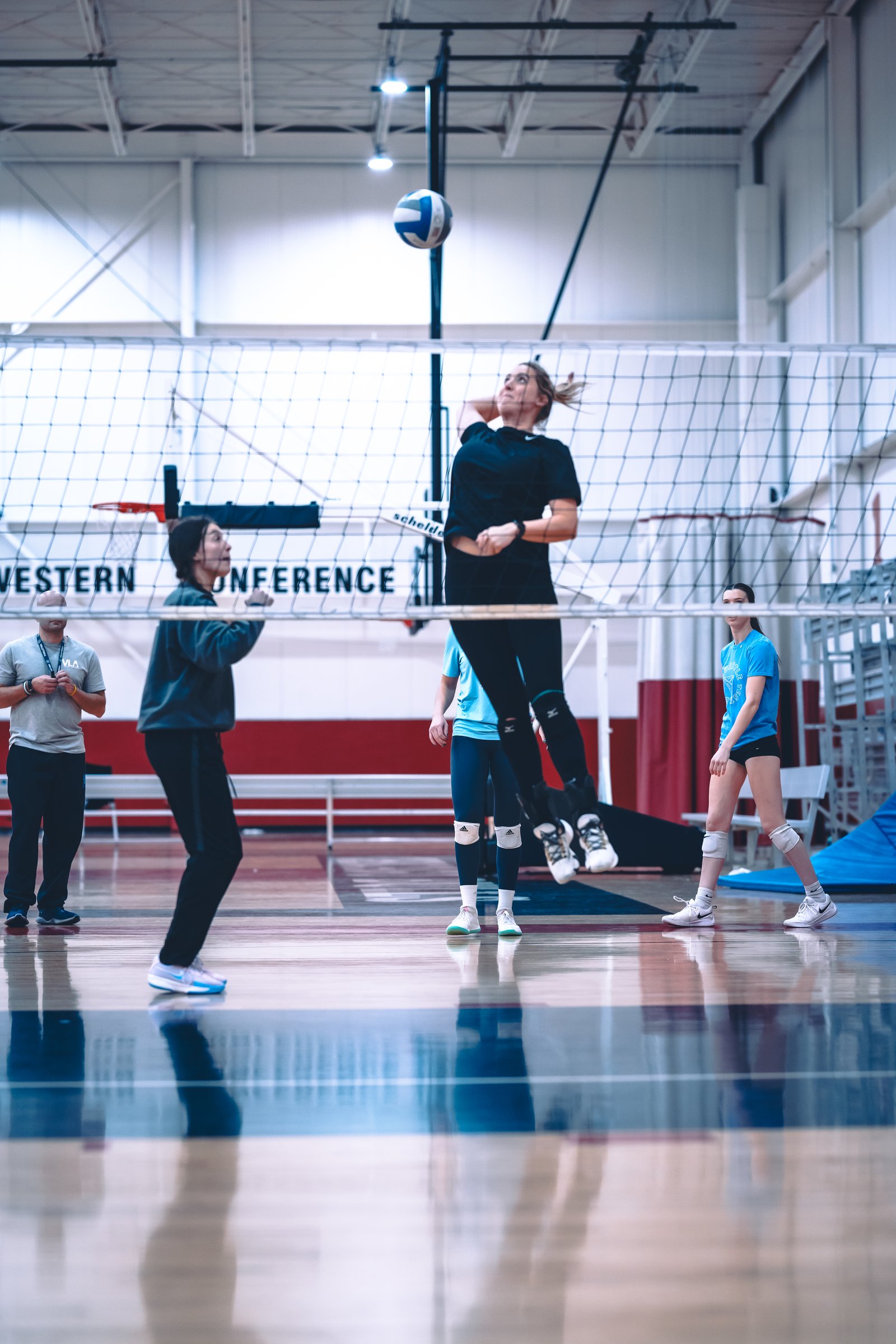 630 Breeze - Women's Practice