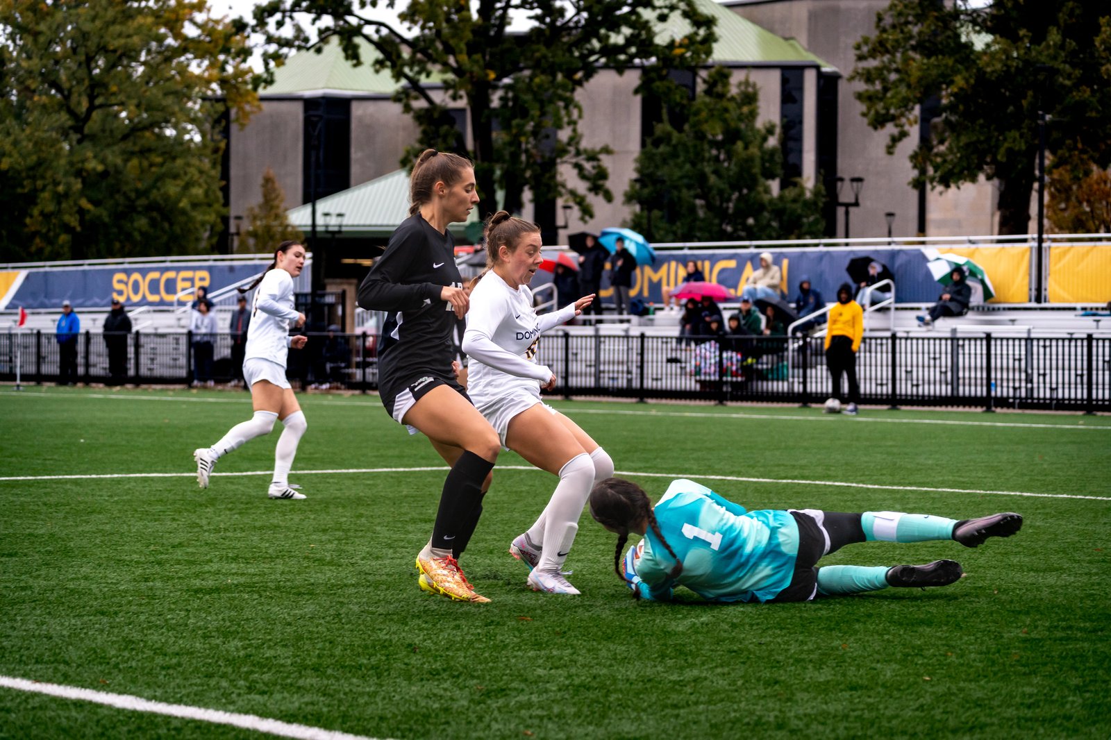 DU Women's Soccer 14-Oct