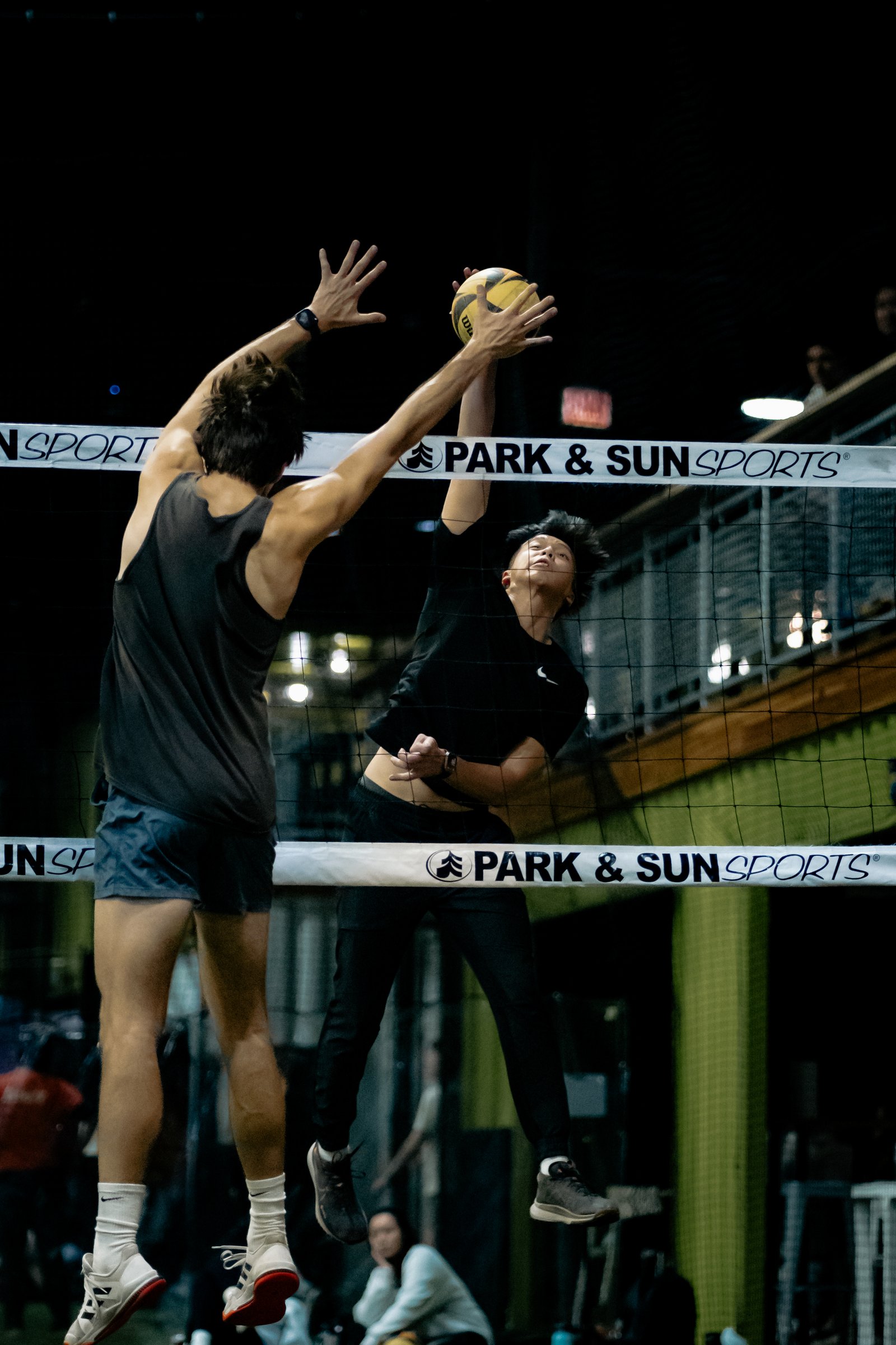 Players Sports Winter Grass Luau