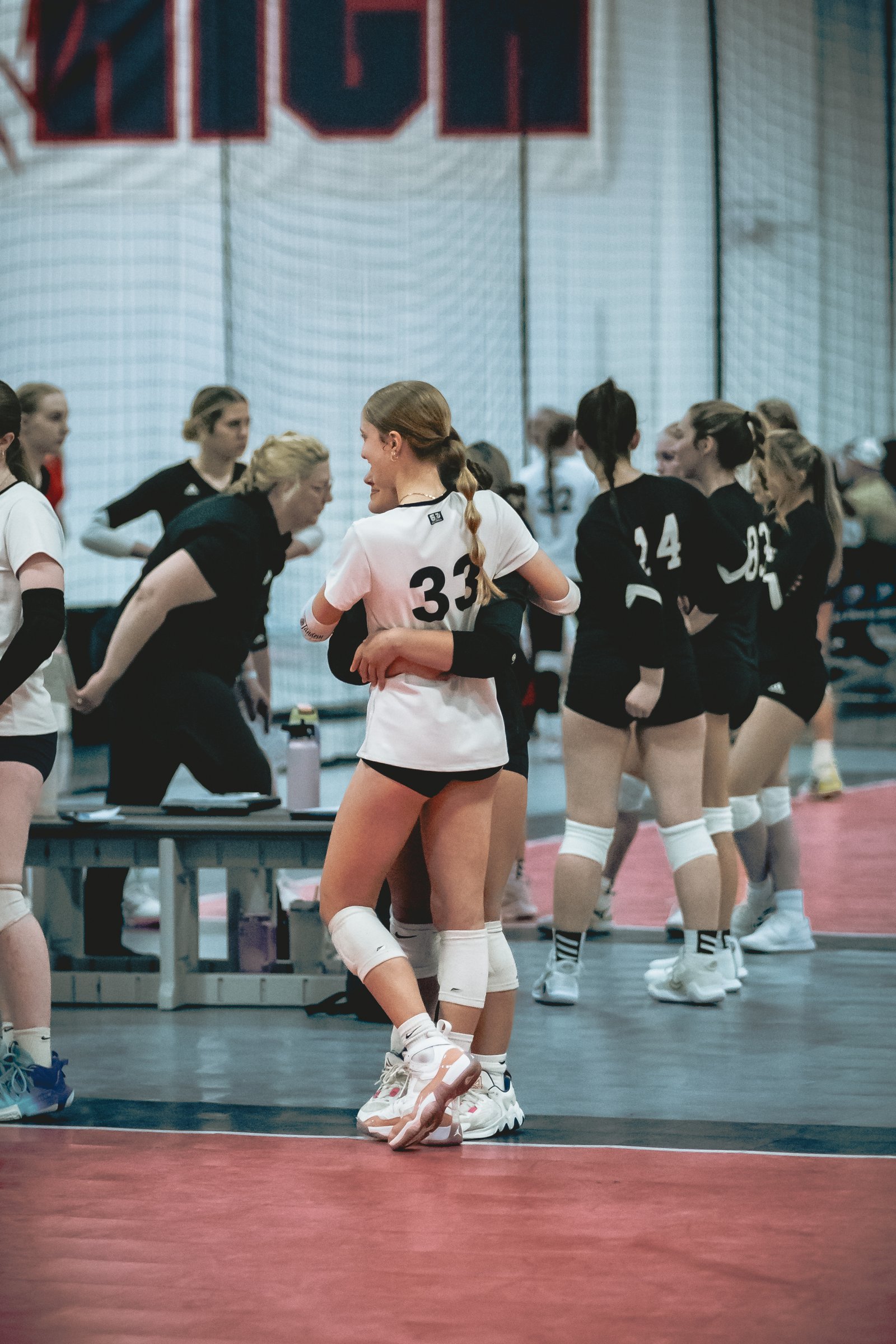 630 Girls at Sky High Cosmos