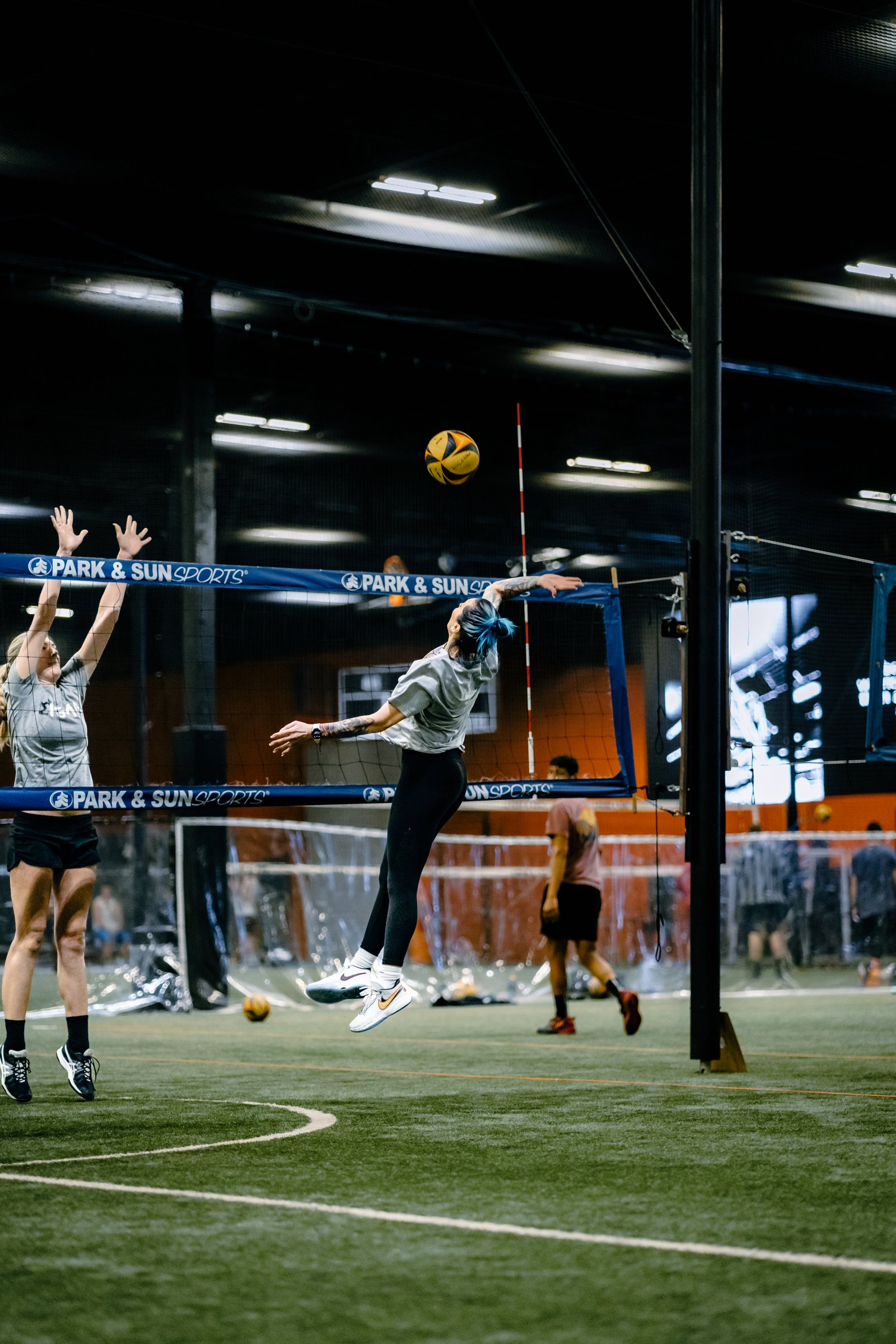 Players Sports Winter Turf Luau