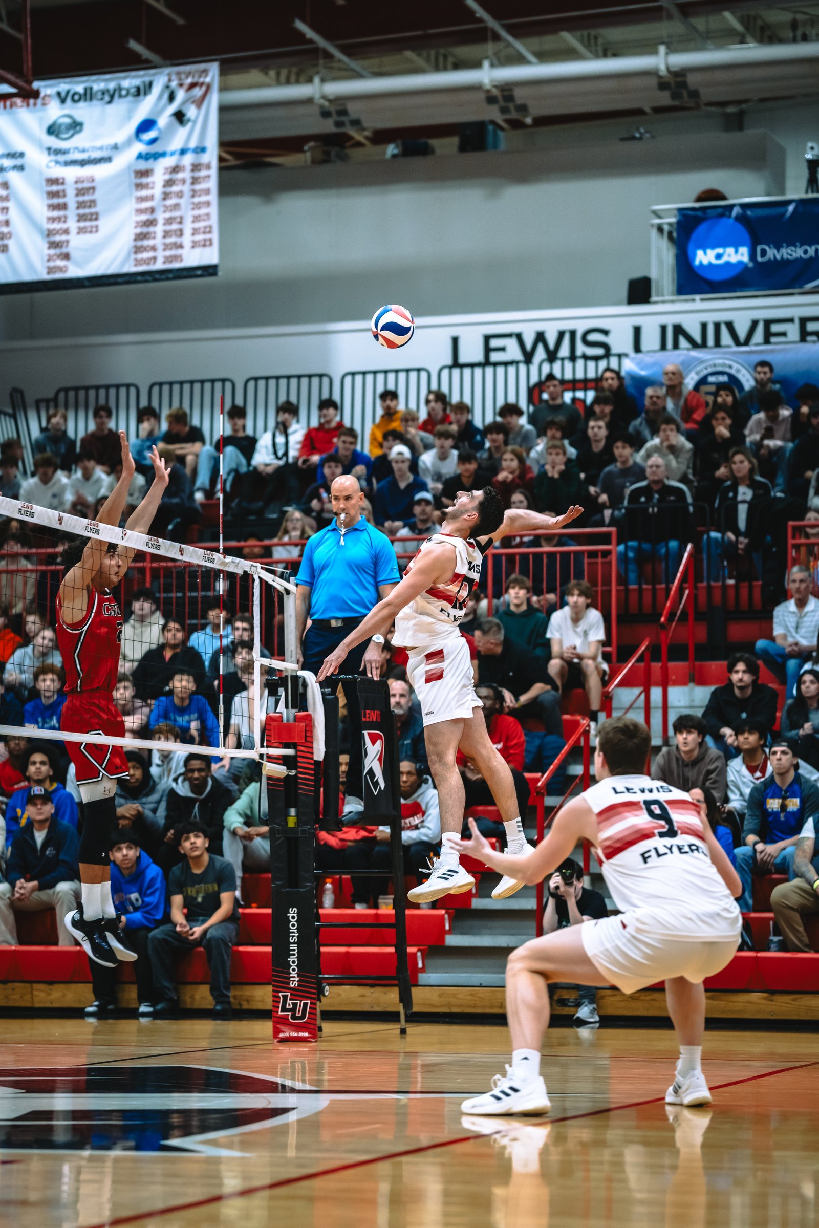 Lewis Flyers vs CSUN