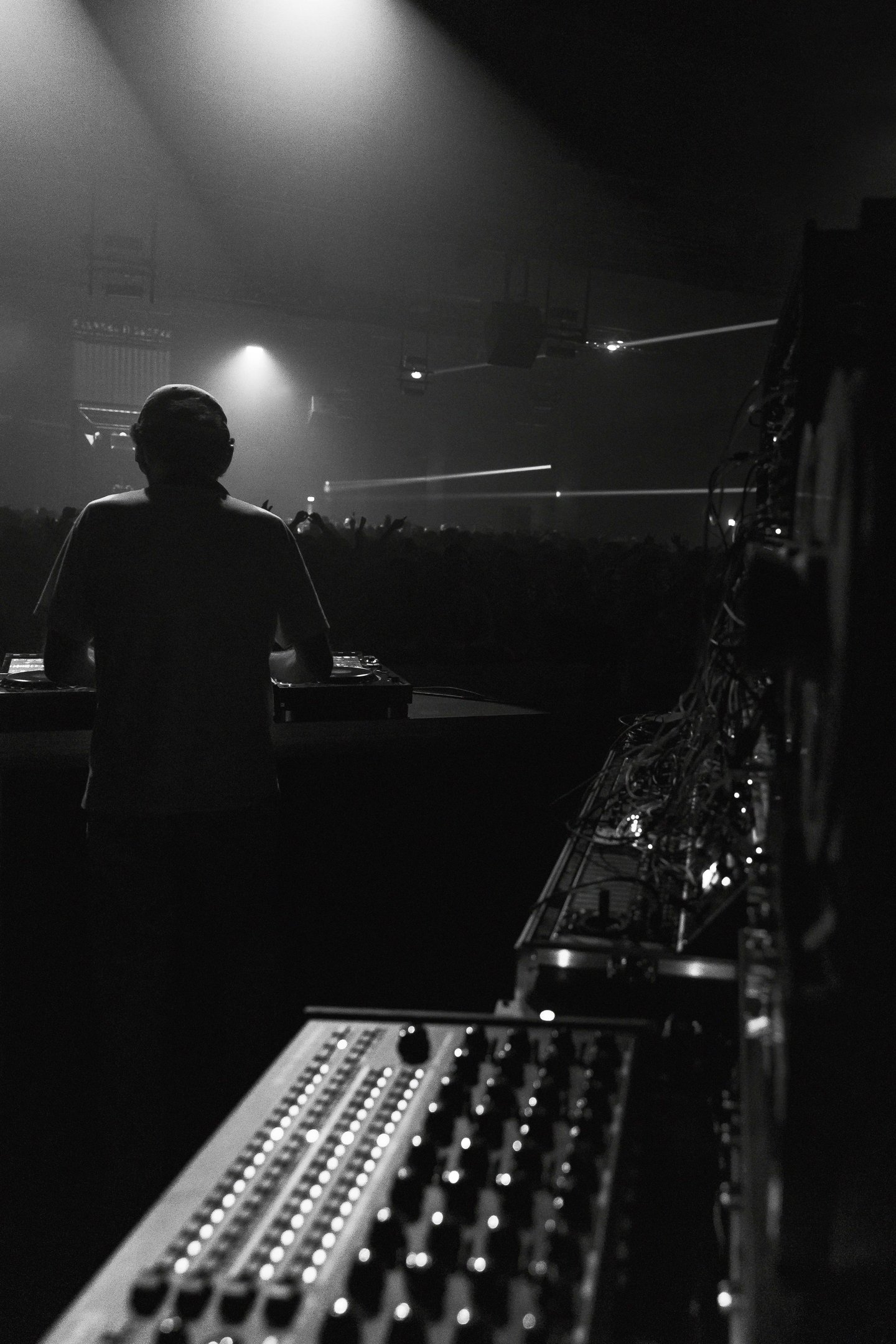 Rampa Thomas Bangalter Julian Charrière Art Basel 2025 – photo 22