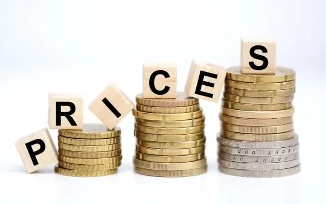 How cell phone prices are different from each other