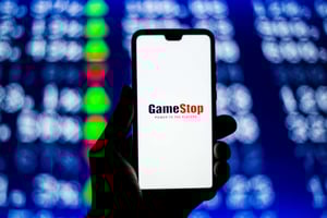 توقعات سهم جيم ستوب GME: آراء الخبراء لـ 2025