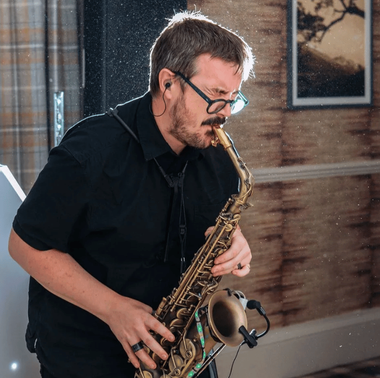 Sax Players photo 4