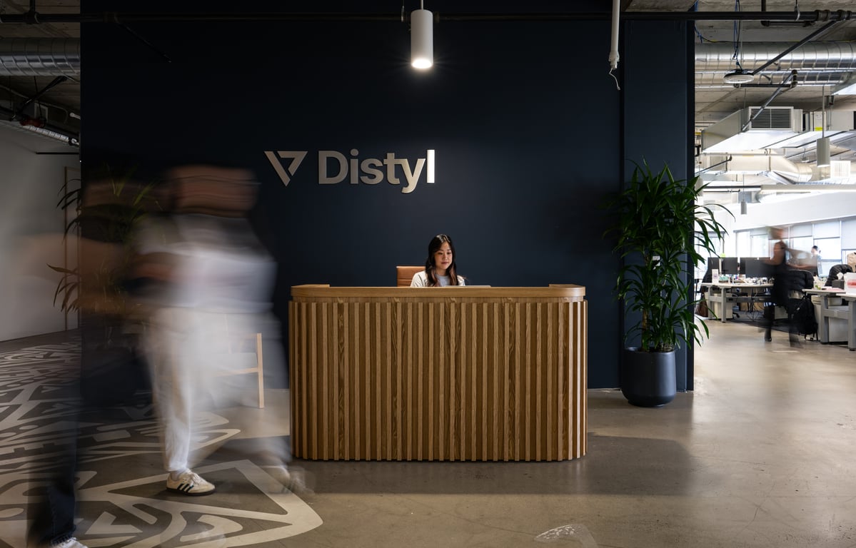 Distyl Portraits