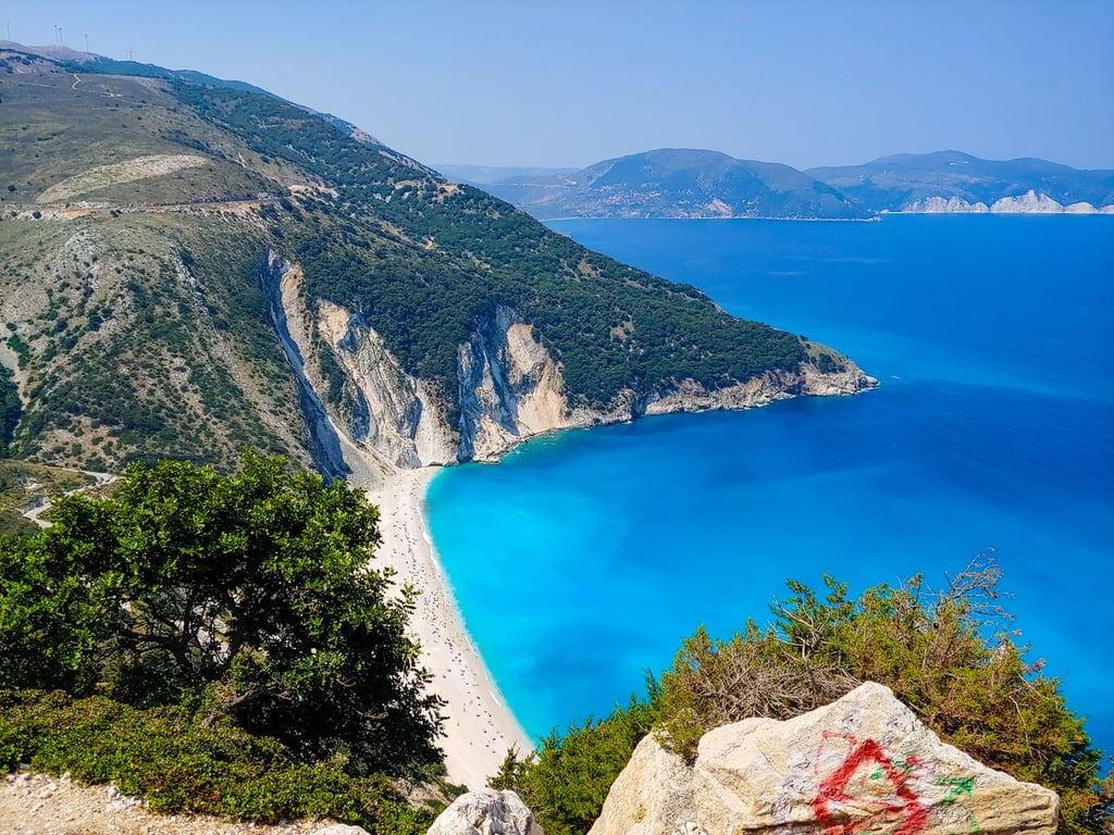 Top cele mai frumoase plaje din Kefalonia: De la Xi la Antisamos - Vola ...