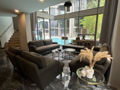 Property image 1 of 27