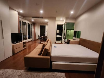 Property image 1 of 12