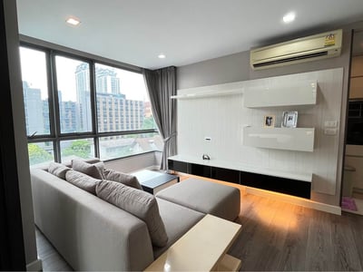 Property image 1 of 9
