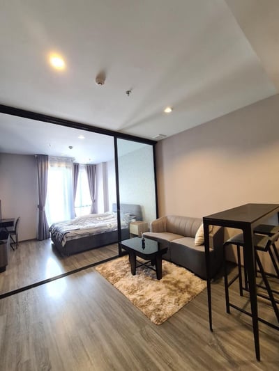 Property image 1 of 12