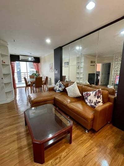 Property image 1 of 11