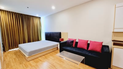 Property image 1 of 12