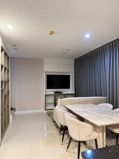 Property image 1 of 11