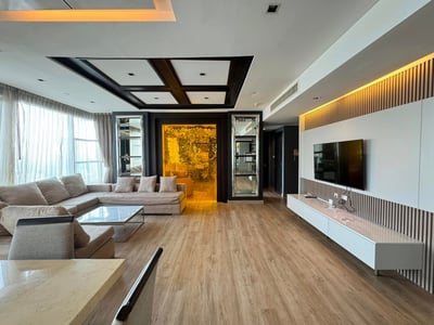 Property image 1 of 18