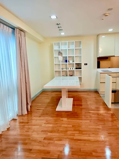 Property image 1 of 10