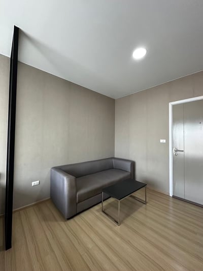 Property image 1 of 7