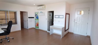 Property image 1 of 6